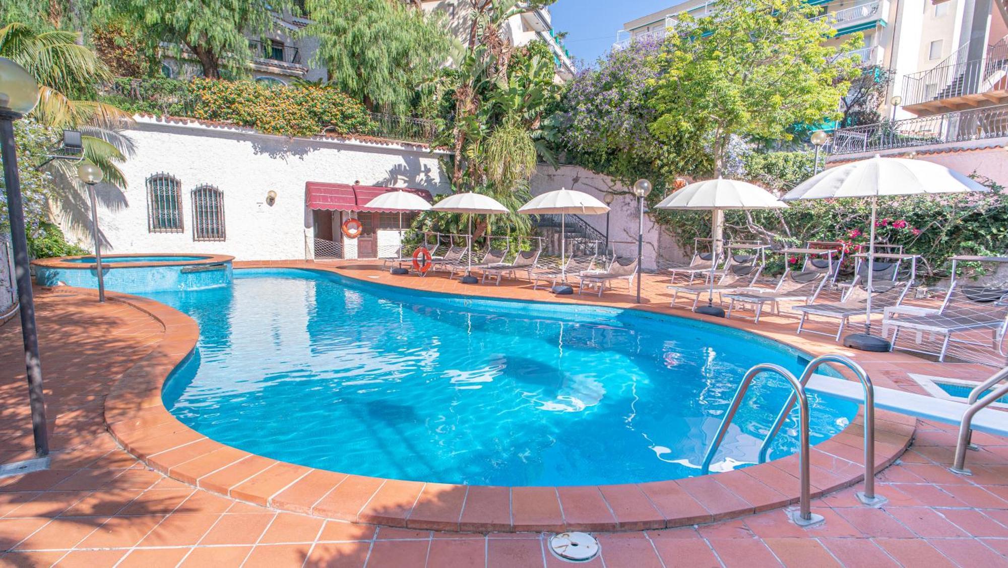 Bobby Executive Hotel Sanremo Exterior photo